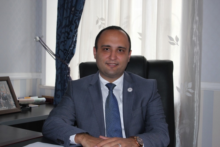 Deputat Şahin İsmayılov (Foto: APA)