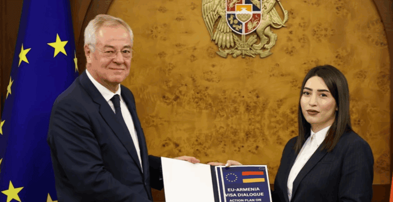 Avropa Komissiyasının rəsmisi və Ermənistan Daxili İşlər Naziri, foto: DİN