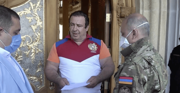 Qaqik Tsarukyan, arxiv foto
